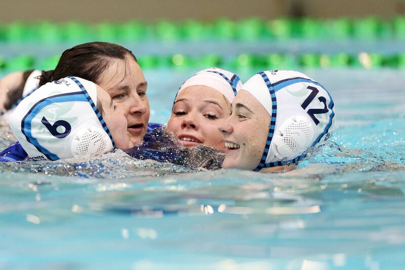Erin Riordan with St Vincents WPC teammates in the Irish Water Polo Senior Cup final versus Tribes WPC. Pic: INPHO/Laszlo Geczo