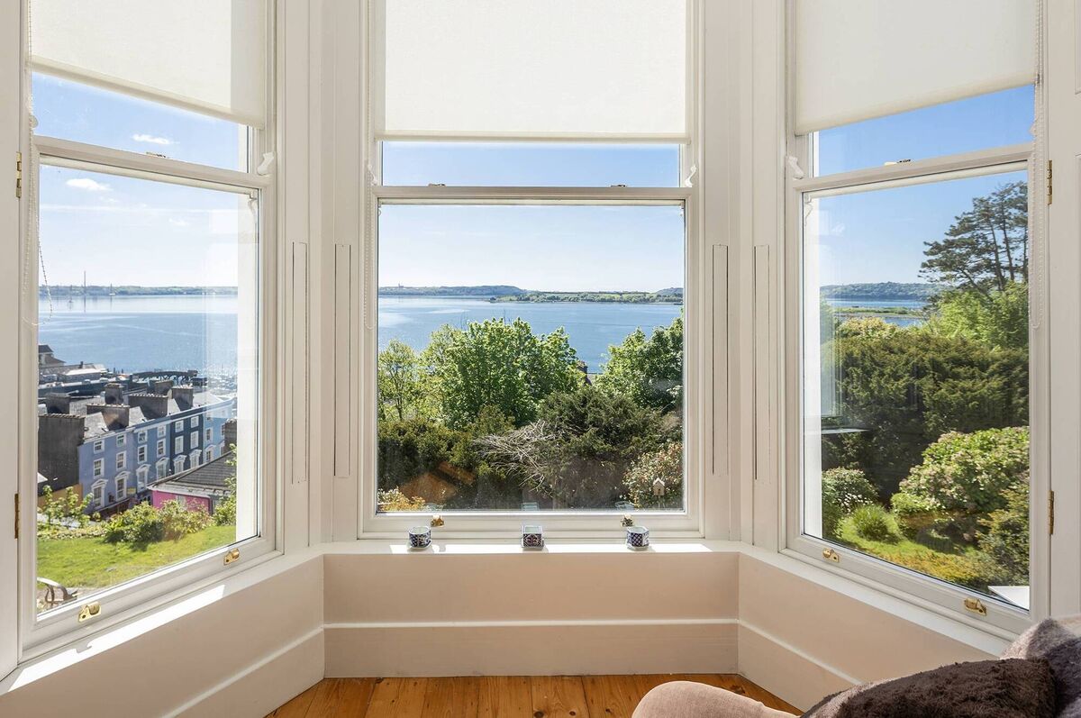 Drawing room bay Drawing room bay