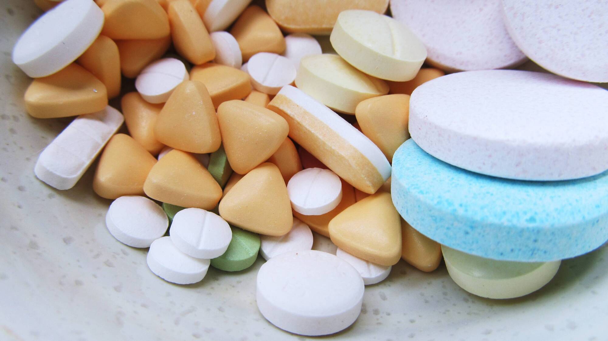 Family who claims woman died months after drug treatment for skin rash settles action