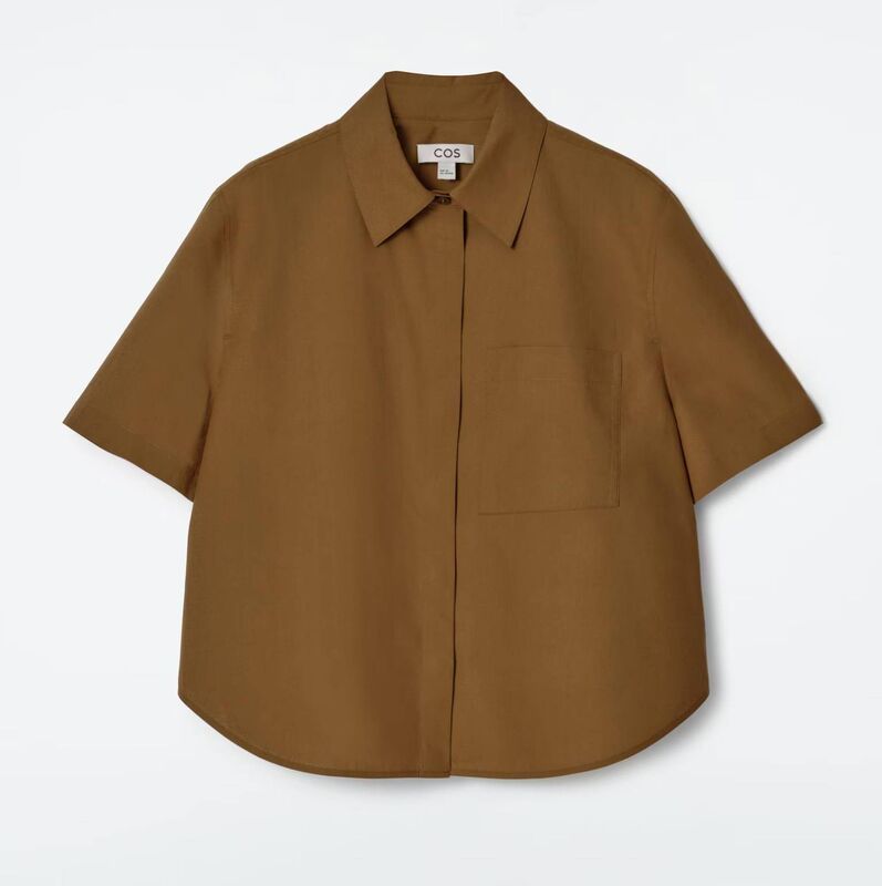 Cropped short-sleeved cotton shirt, COS, €59 Cropped short-sleeved cotton shirt, COS, €59