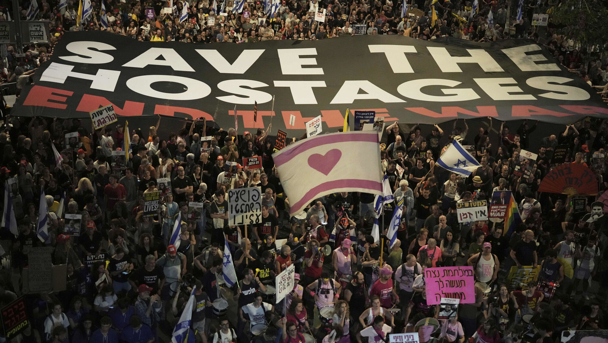 Families of hostages protest Netanyahu and demand end to conflict after 600 days