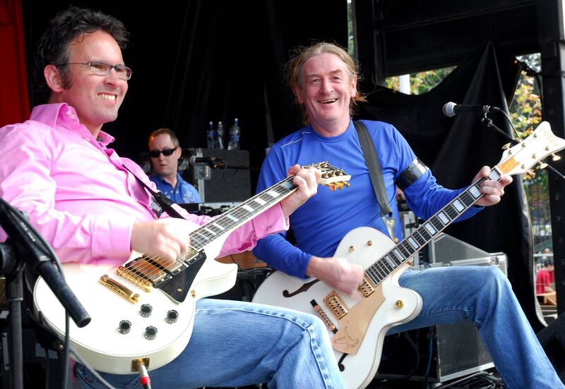 Leo Moran and Davy Carton of The Saw Doctors. Leo Moran and Davy Carton of The Saw Doctors.