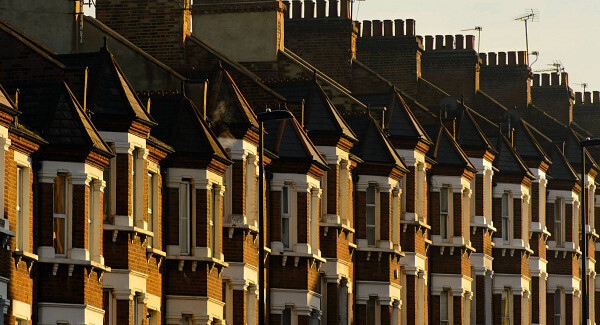 House prices outside Dublin see strong growth, while Dublin prices stagnate or fall