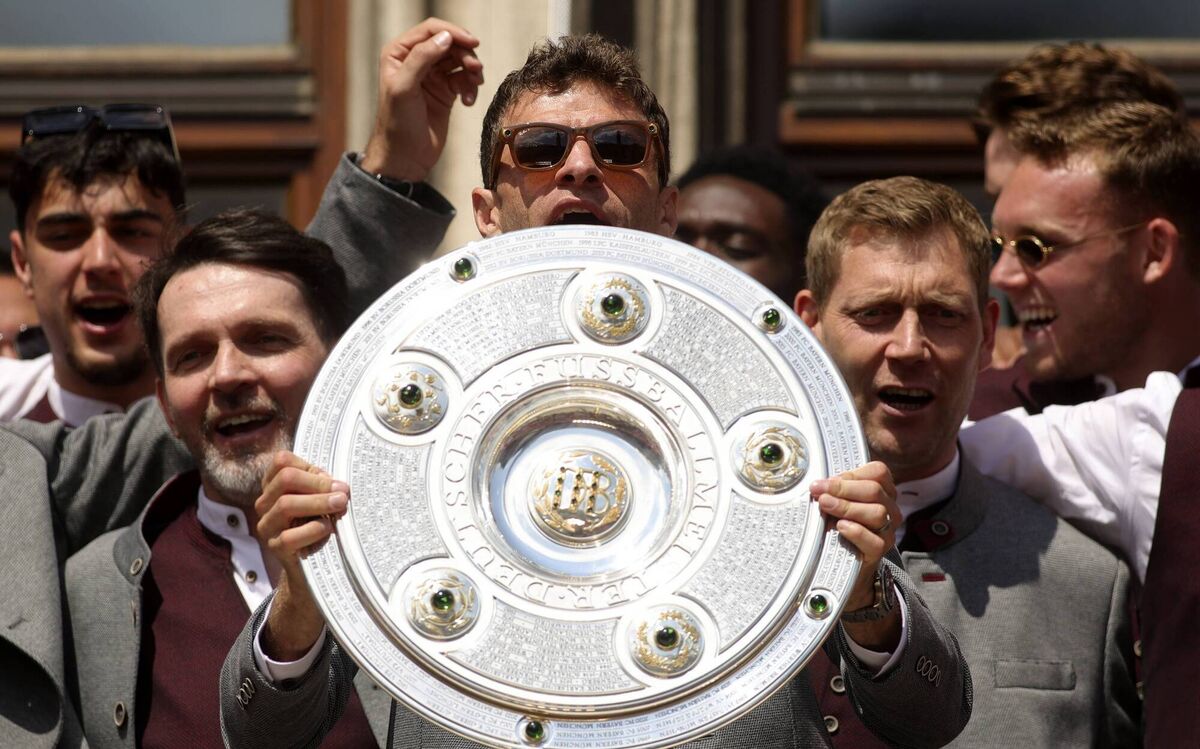 Thomas Muller (C) of the FC Bayern celebrates with teammates during the official championships celebration. Pic: Johannes Simon/Getty Images Thomas Muller (C) of the FC Bayern celebrates with teammates during the official championships celebration. Pic: Johannes Simon/Getty Images