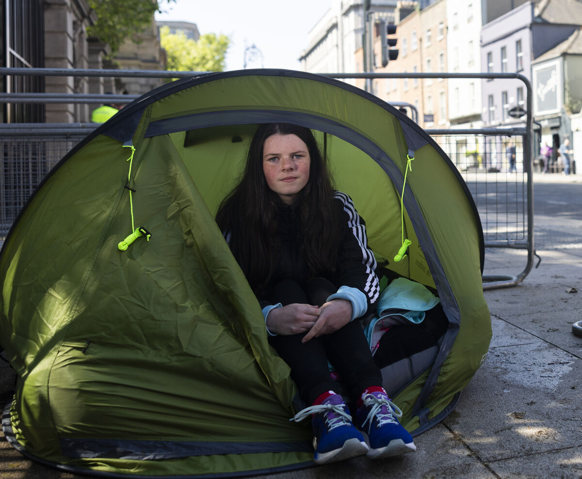 Cara at Leinster House halfway through her 50-hour sleepout. Picture: SAM BOAL/Collins Photos