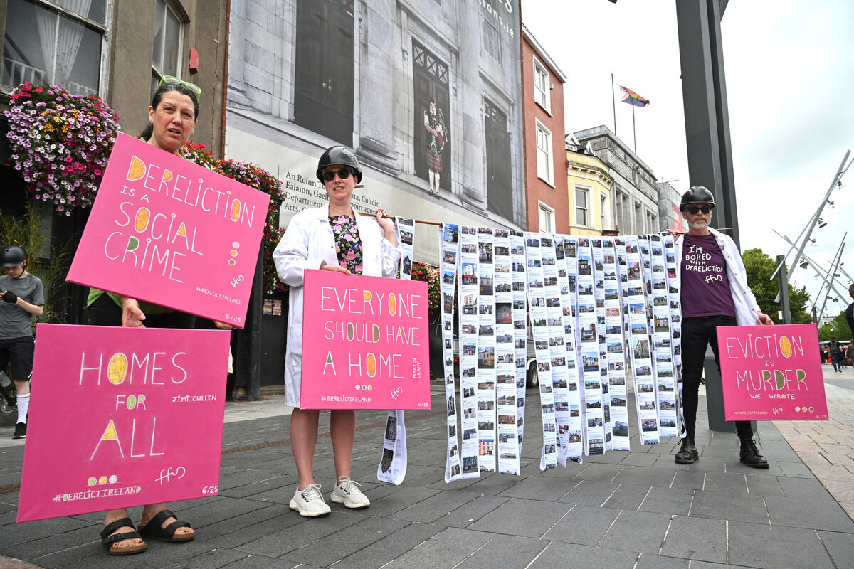 Protestors highlight #DERELICT IRELAND at the Raise the Roof protest march against government housing policy at Grand Parade Cork City on Saturday afternoon. Picture: Larry Cummins Protestors highlight #DERELICT IRELAND at the Raise the Roof protest march against government housing policy at Grand Parade Cork City on Saturday afternoon. Picture: Larry Cummins