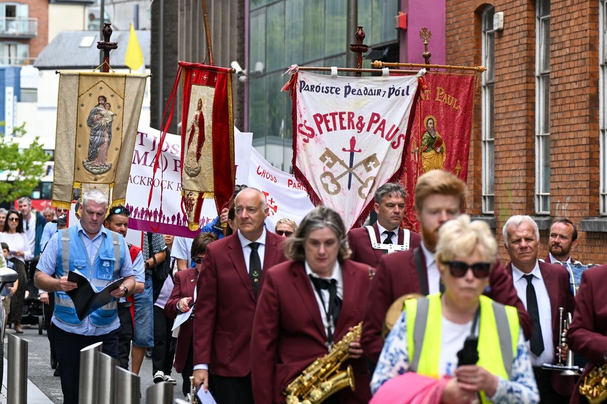 People from all over Cork city and county wending their way through the streets of Cork for the 2025 Eucharistic Procession. Picture: Chani Anderson People from all over Cork city and county wending their way through the streets of Cork for the 2025 Eucharistic Procession. Picture: Chani Anderson