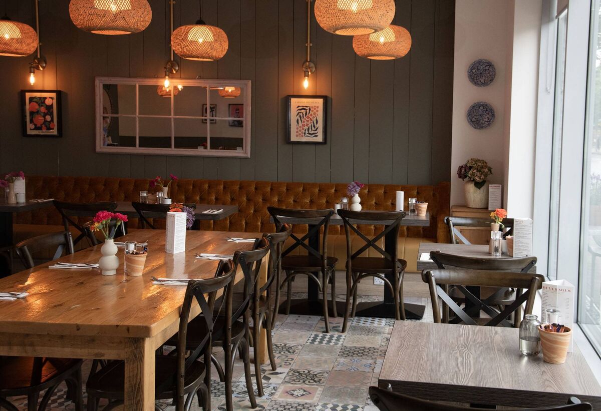 Blondie: A new café has opened its doors on Ballincollig’s main street, offering locals and visitors to the town good vibes and even better coffee in a welcoming, bright space. Blondie: A new café has opened its doors on Ballincollig’s main street, offering locals and visitors to the town good vibes and even better coffee in a welcoming, bright space.