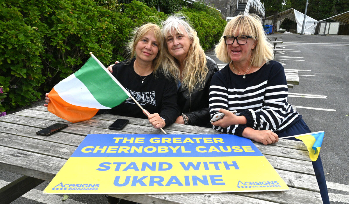  Adrianna Kholostenko and Olena Vlasiuk with Greater Chernobyl Cause founder Fiona Corcoran, centre, in Millstreet, Co Cork. Adrianna and Olena spoke to the 'Irish Examiner' about the uncertainty they now face. See link below. Picture: Larry Cummins