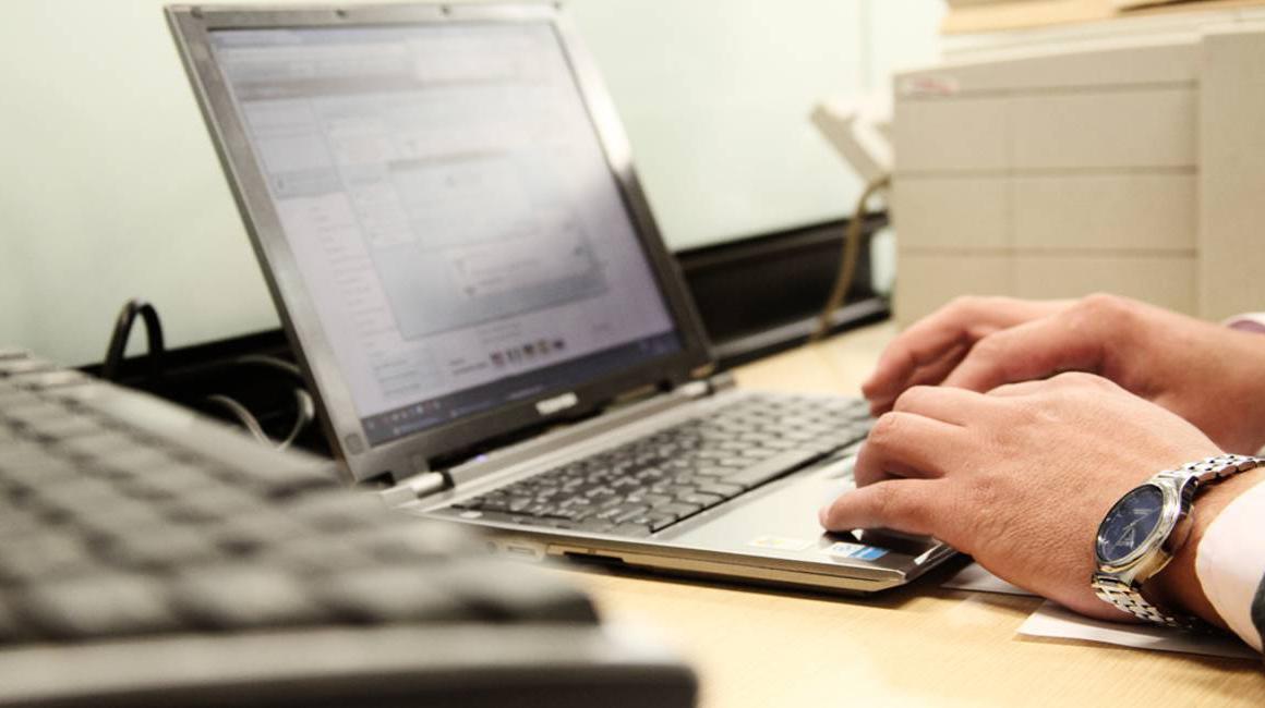 Rate of unemployment stays at 4% with 117,900 people out of work