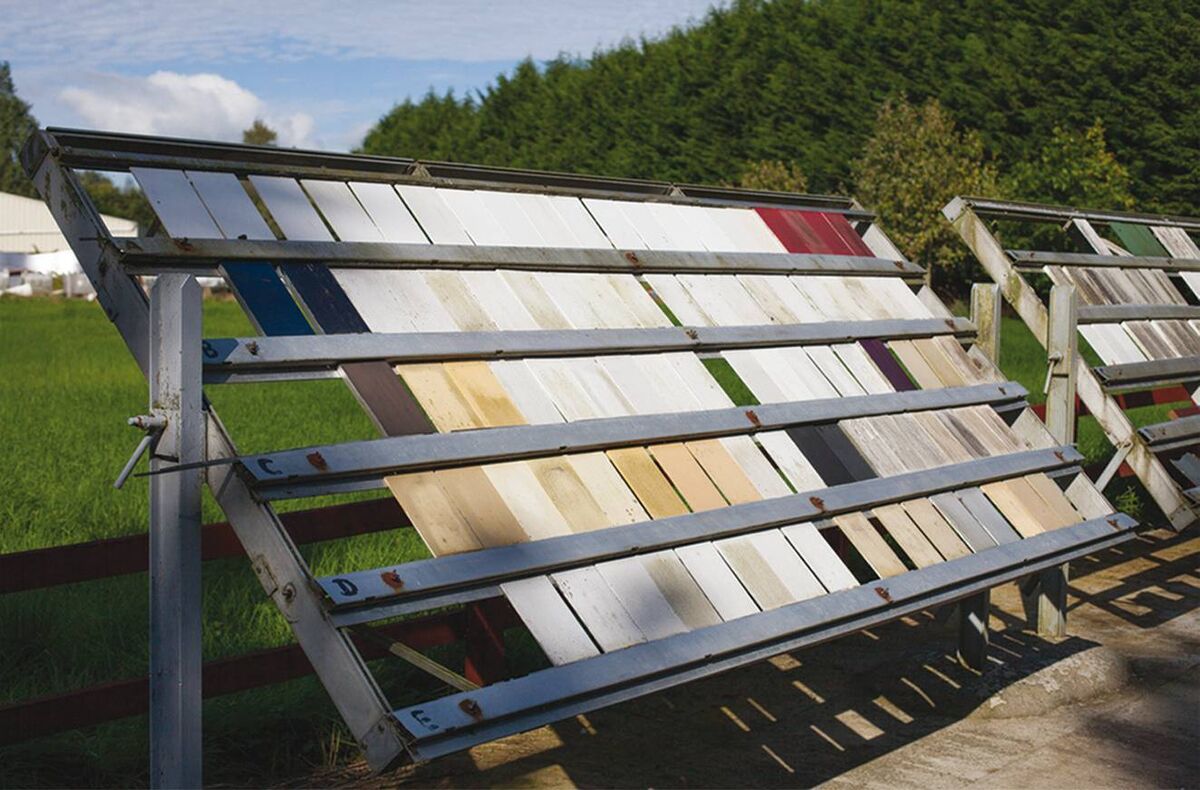 Fleetwood paint-testing station. Fleetwood paint-testing station.