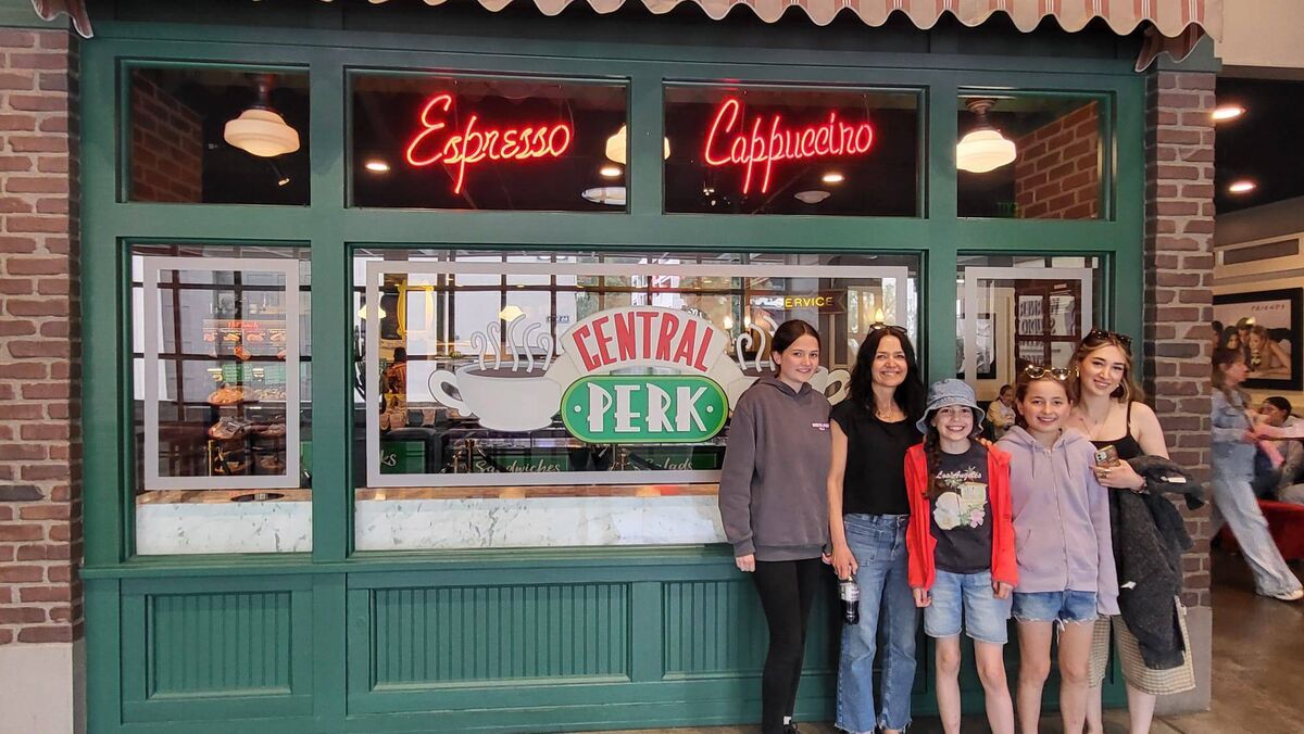 Vickie Maye and crew, outside the set of Friends' Central Perk coffee shop, on Warners' studio lot