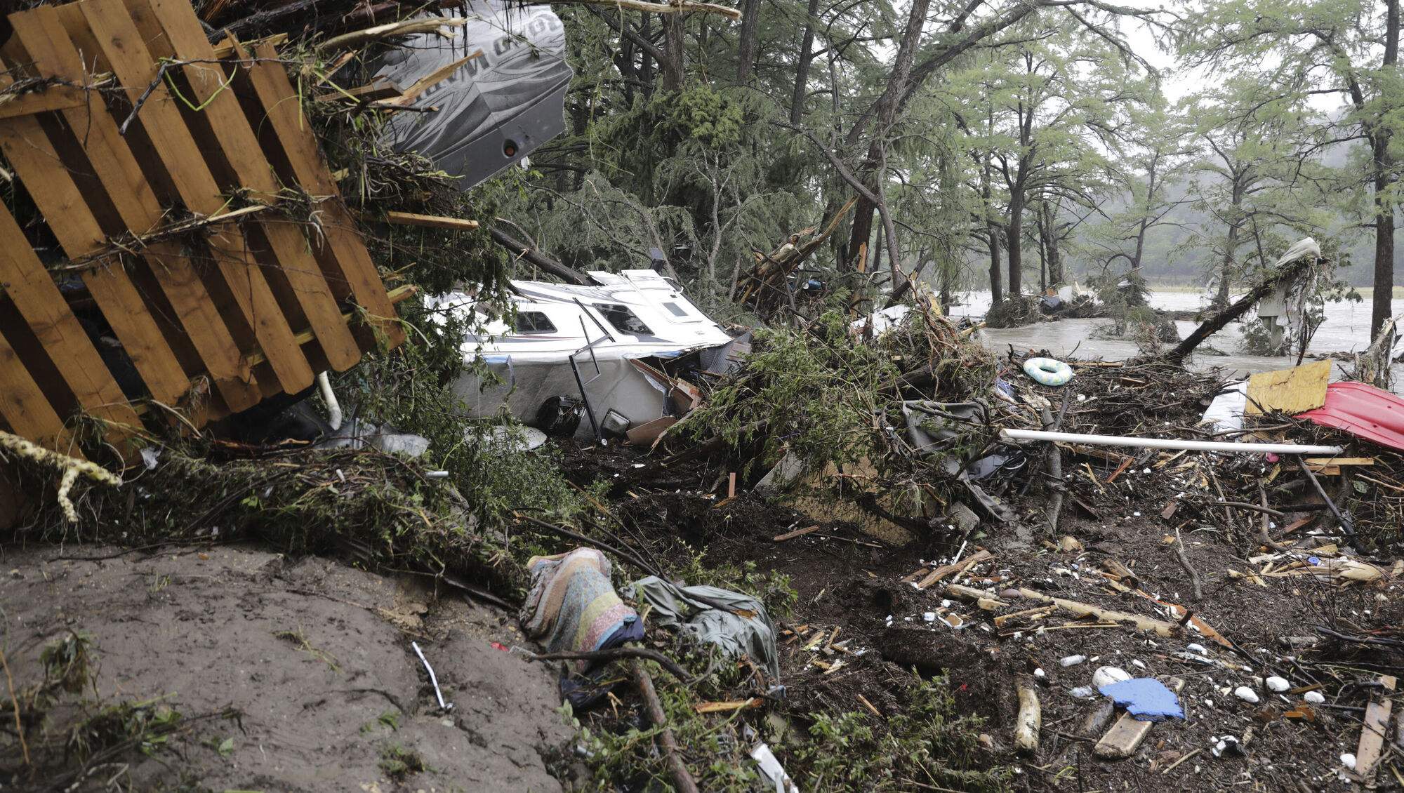 Search for missing girls from summer camp after Texas floods kill at least 24