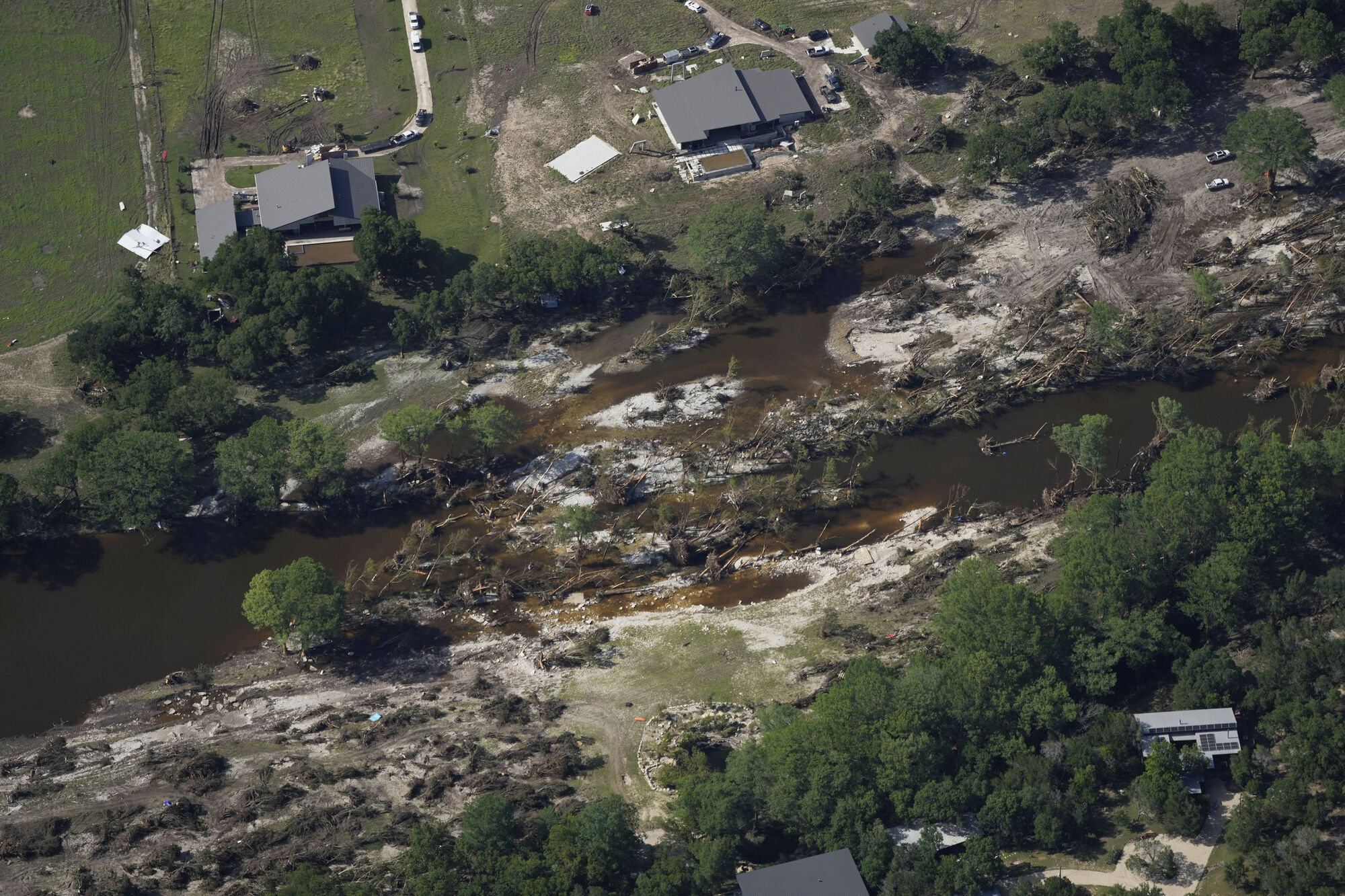 Searchers scour Texas flood debris for 160 people still  missing 