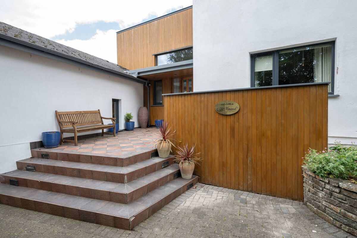 No 7 The Avenue, Woodville 