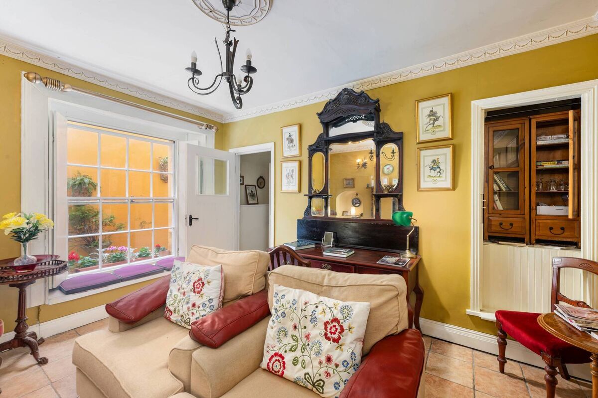 2 Clarence Terrace, St Lukes