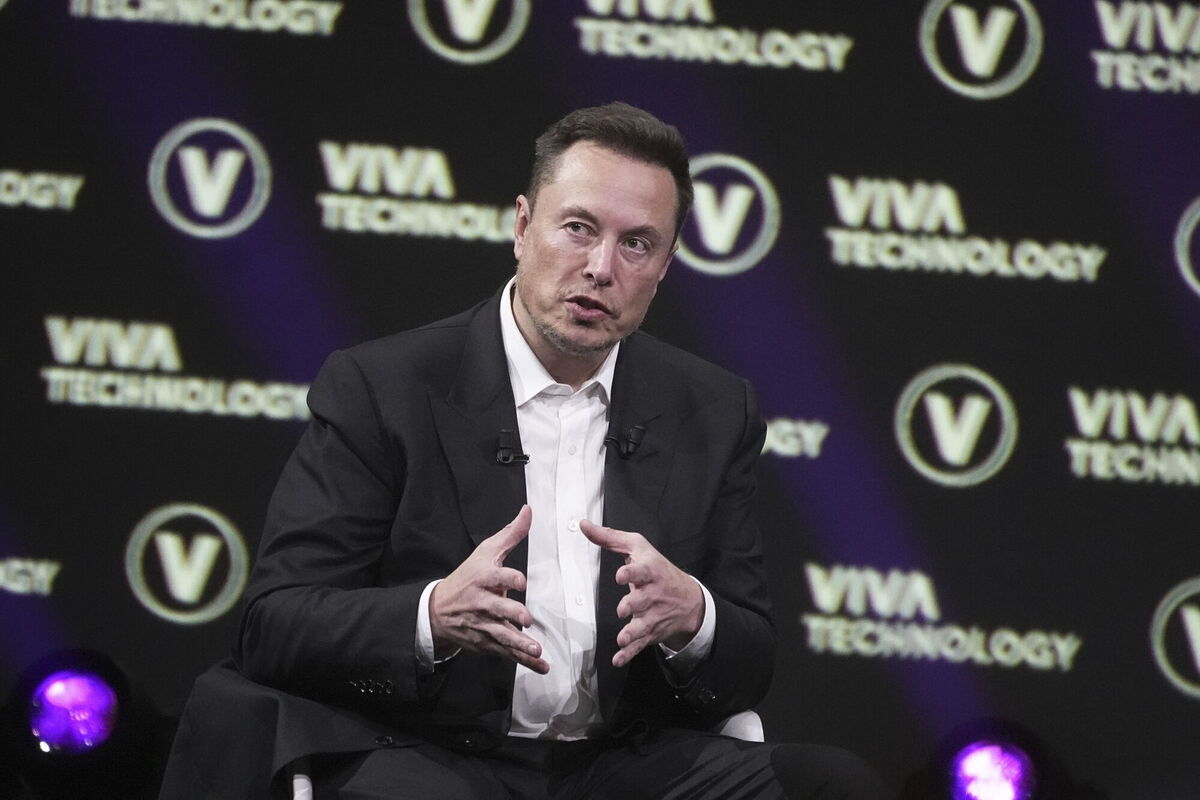 Elon Musk's X now has until August to clarify how it is keeping children safe online. File picture: AP Photo/Michel Euler Elon Musk's X now has until August to clarify how it is keeping children safe online. File picture: AP Photo/Michel Euler