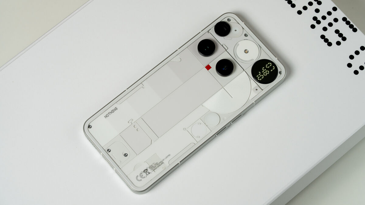 The Snapdragon 8s Gen 4’s processing speed is 125% faster than Phone (2). Picture: Noel Campion.