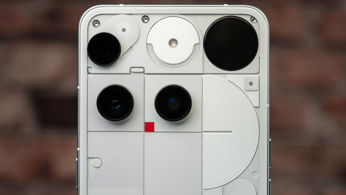 The Phone (3) features a triple rear camera setup, sporting a 50MP main sensor with optical image stabilisation (OIS). It has a large 1/1.3-inch sensor, a 24mm focal length, and a wide ƒ/1.68 aperture. Picture: Noel Campion.