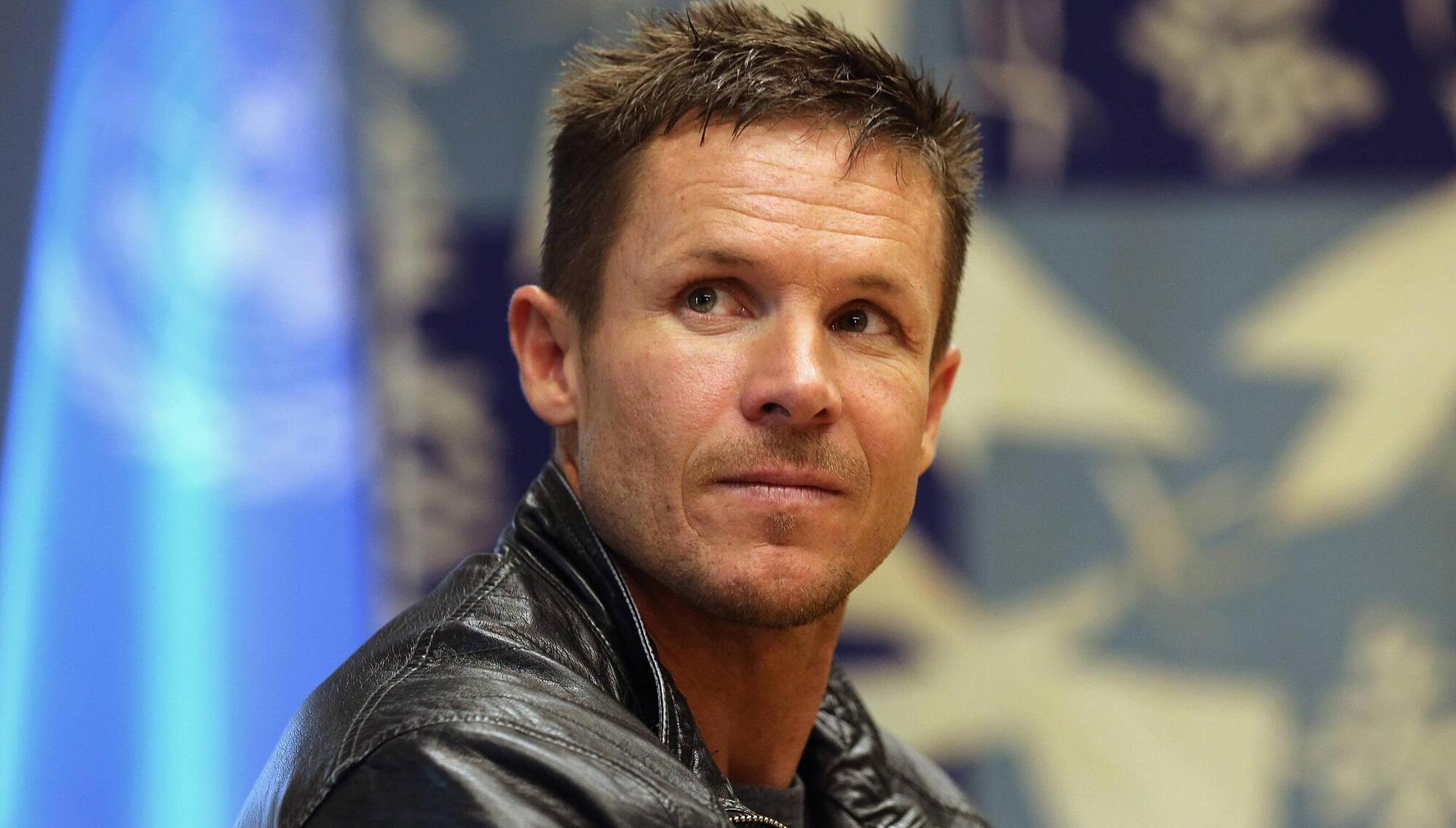 Extreme skydiver Felix Baumgartner dies in paragliding accident in Italy
