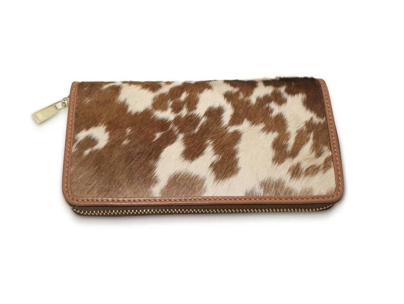 Shineyrugs wallet, Etsy.com, €42.52 Shineyrugs wallet, Etsy.com, €42.52