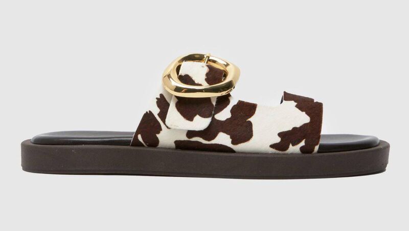 'Teela' leather buckle slides, schuh, €56 'Teela' leather buckle slides, schuh, €56