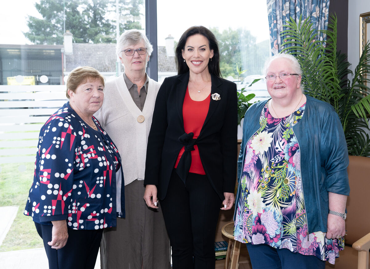 Health minister Jennifer Carroll MacNeill with Friends of Millstreet community hospital ,Mary Fitzgerald, Deirdre Buckley and Lena Kelleher. Picture: Gerard McCarthy