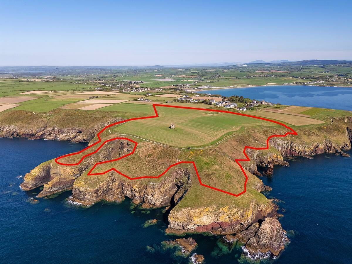 Lookout tower has 26 acres, with about 17 arable/grazing:  the rest is outside the cliff path traveled by hundreds daily