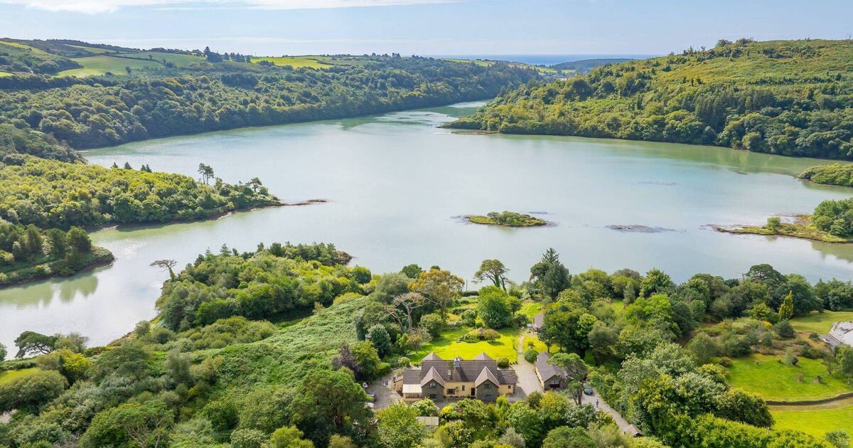 €975,000 West Cork Home by the Waterは、ウェルネスセンターとして生計を立てています