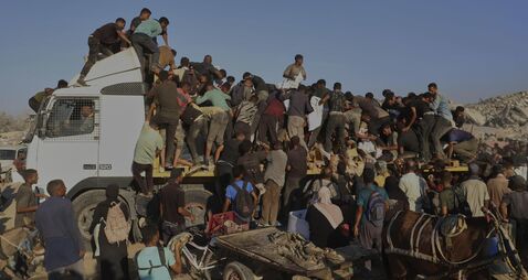 A complete trade embargo with Israel is now needed