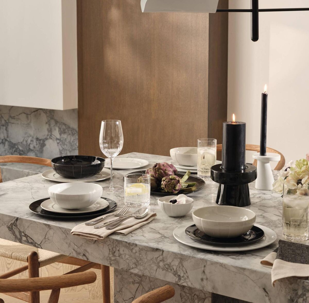Black and white tablewares and accessories have a sculptural aesthetic in the Kelly Hoppen x M&amp;S collection.