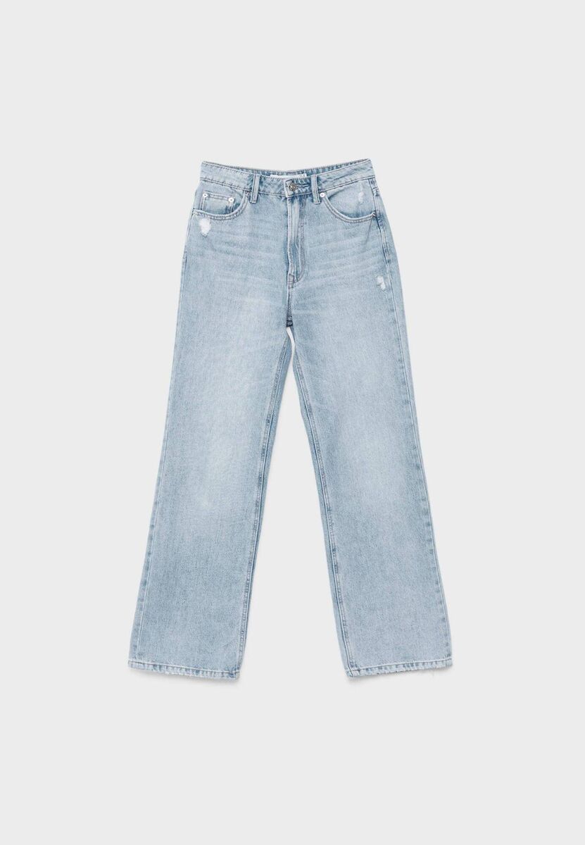 Fashion Straight Wide-Leg Jeans, €29.99, Stradivarius. Fashion Straight Wide-Leg Jeans, €29.99, Stradivarius.