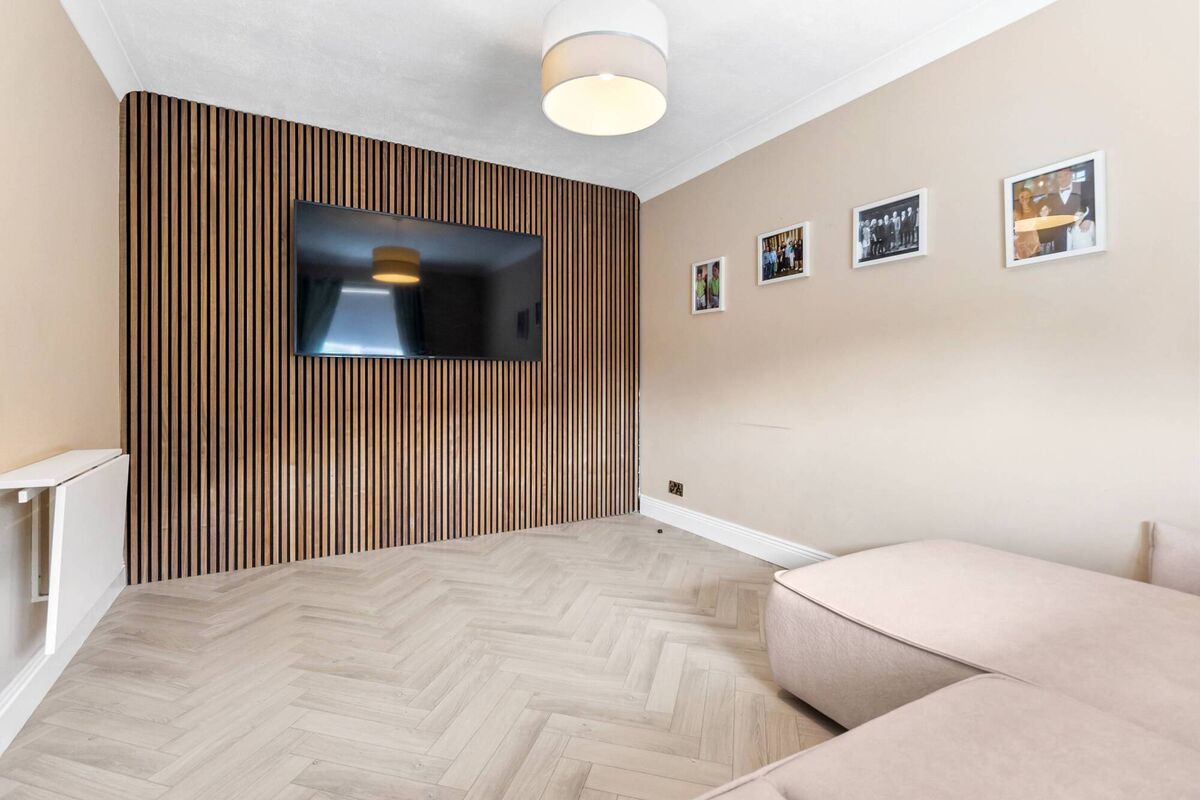 Acoustic panels feature