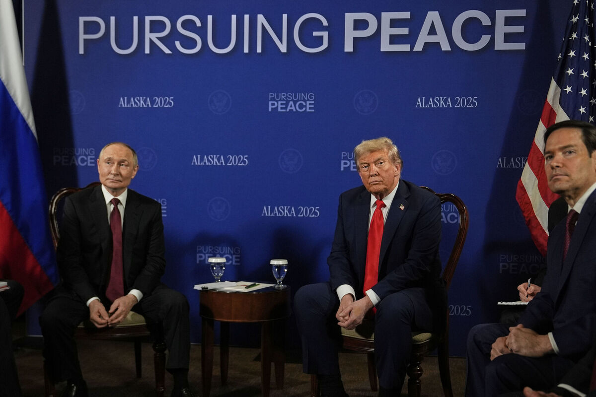 President Donald Trump meets with Russia's President Vladimir Putin Friday, Aug. 15, 2025, at Joint Base Elmendorf-Richardson, Alaska. At right is Secretary of State Marco Rubio. (AP Photo/Julia Demaree Nikhinson)