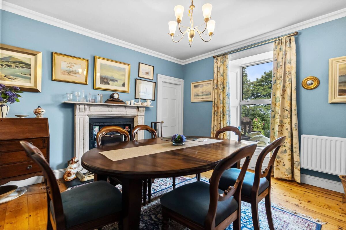 Come dine with style
