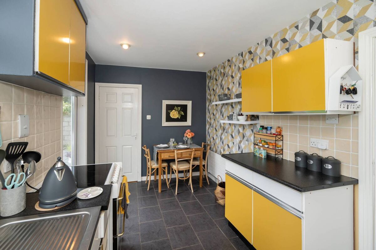 Vintage kitchen at The Willows