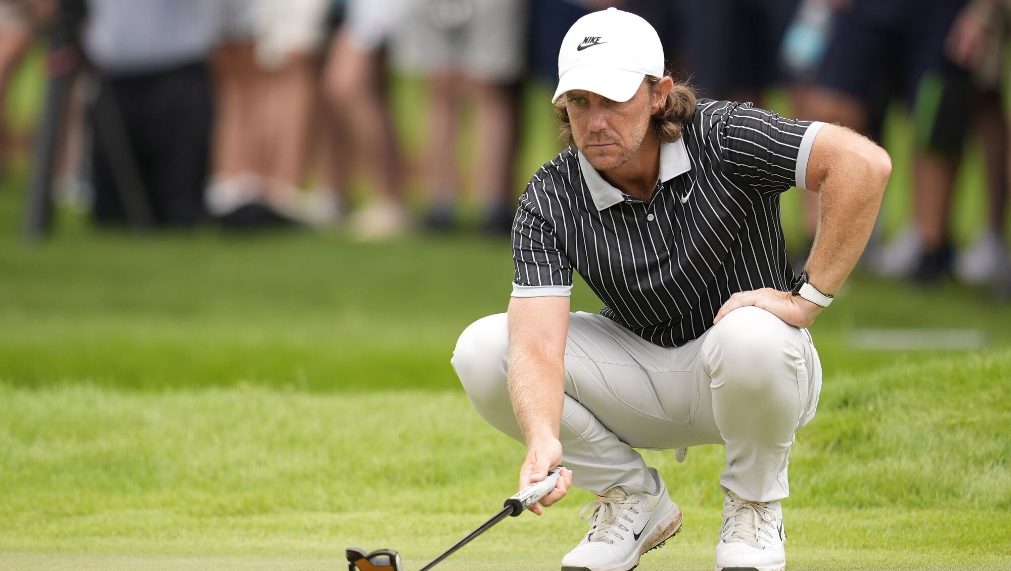 Fleetwood and Henley out in front with Irish among chasing pack