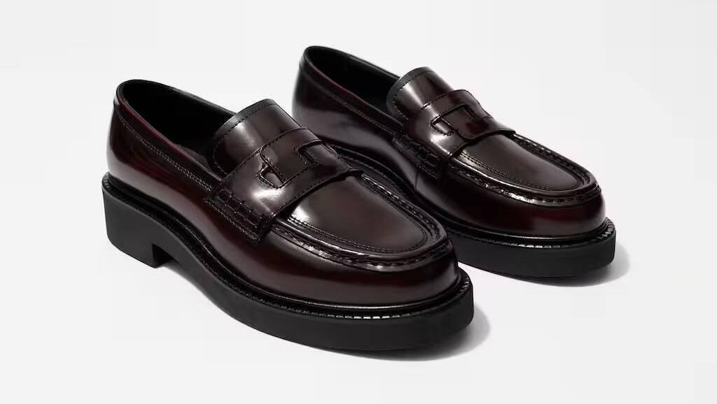 Chunky leather loafers, Stories, €149