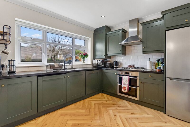 Forest green kitchen