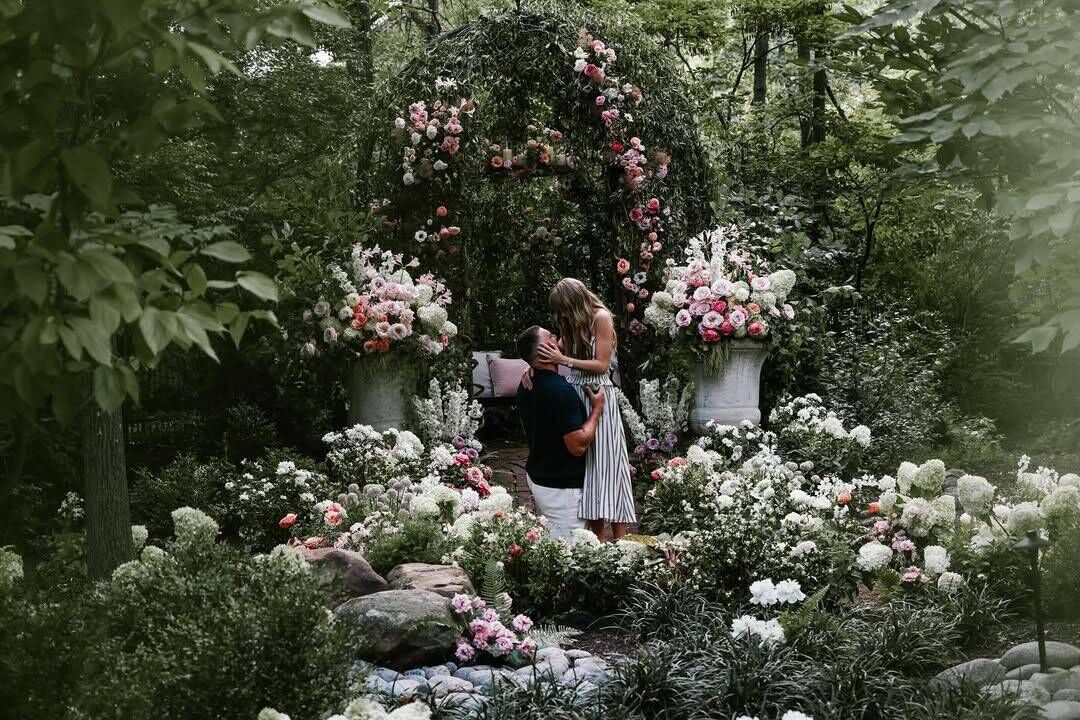 Taylor Swift and Travis Kelce announcing their engagement. Picture: Instagram
