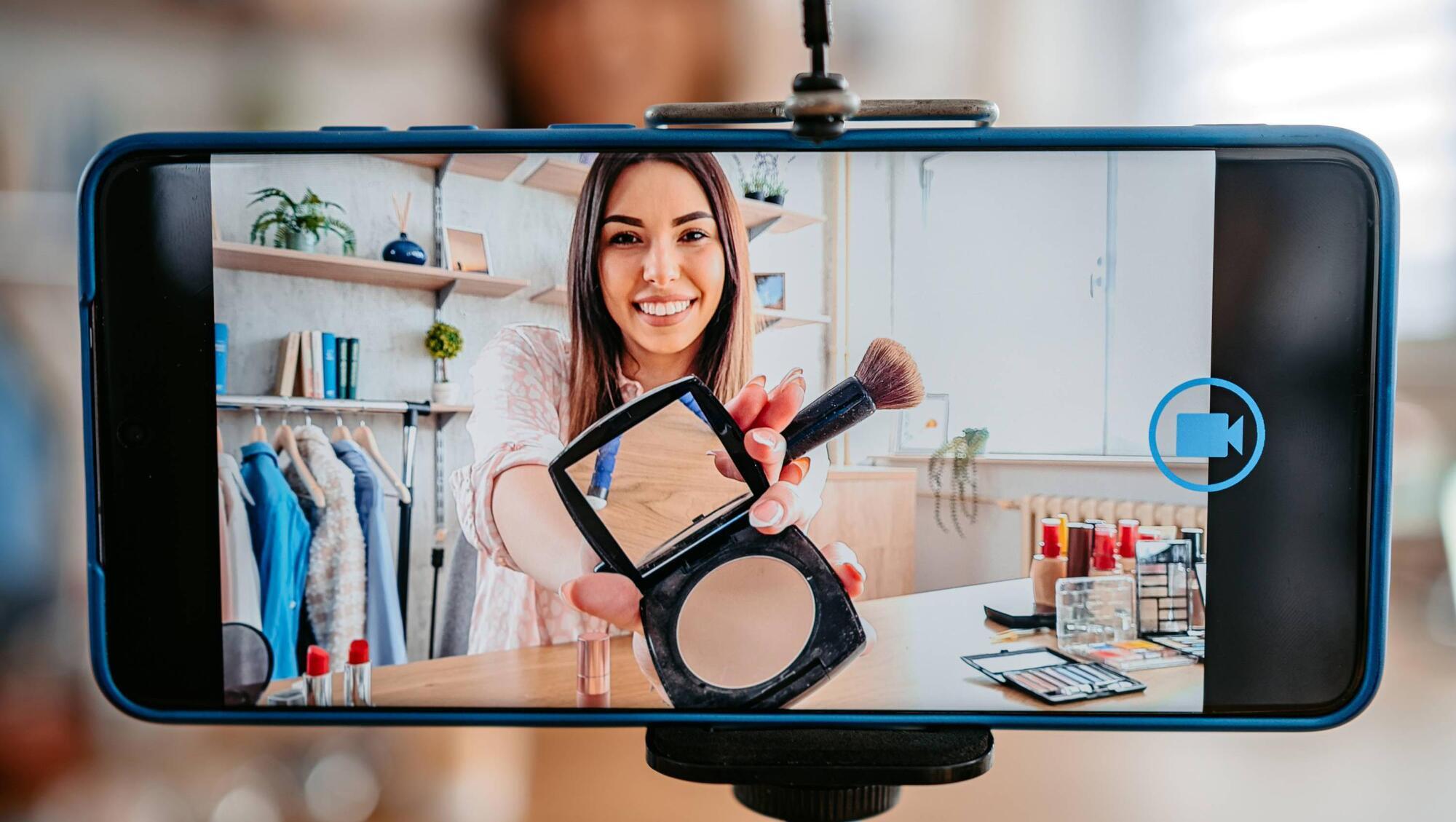 Caitríona Redmond: How online influencers have become salespeople