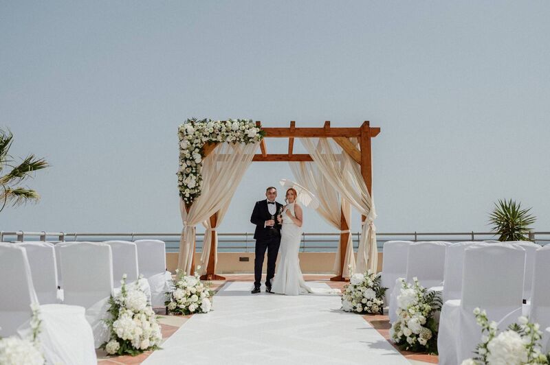 Megan Reidy and Eric O’Keeffe. Pictures: Eternity Weddings Megan Reidy and Eric O’Keeffe. Pictures: Eternity Weddings