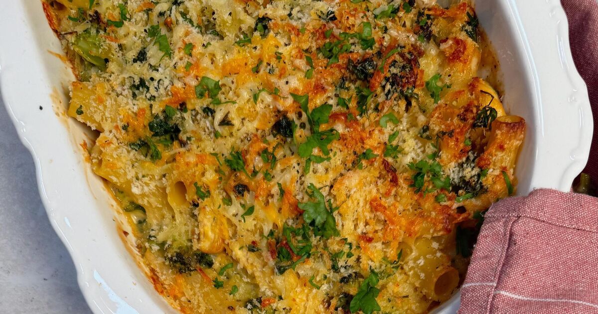 Chicken Broccoli Pasta Bake