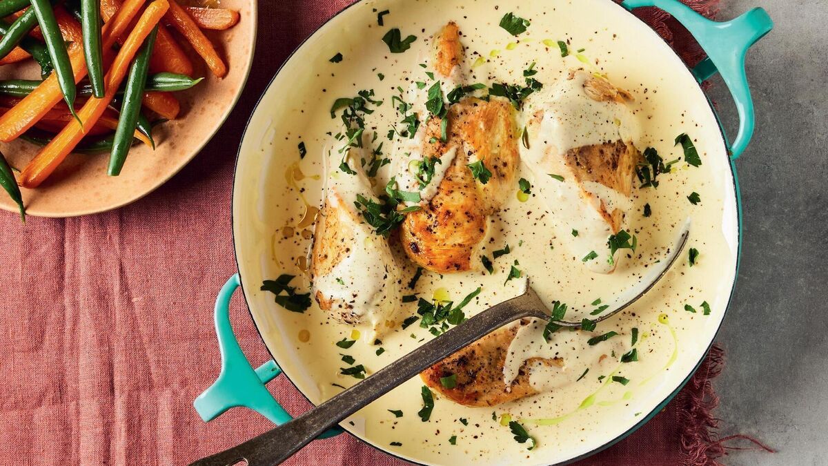 Lou Robbie's Creamy Garlic & Lemon Chicken with Buttery Mash and Veg