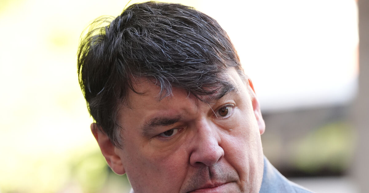 グラハム・リネハンは、逮捕後にイギリスに戻ってくることはないかもしれないと言います