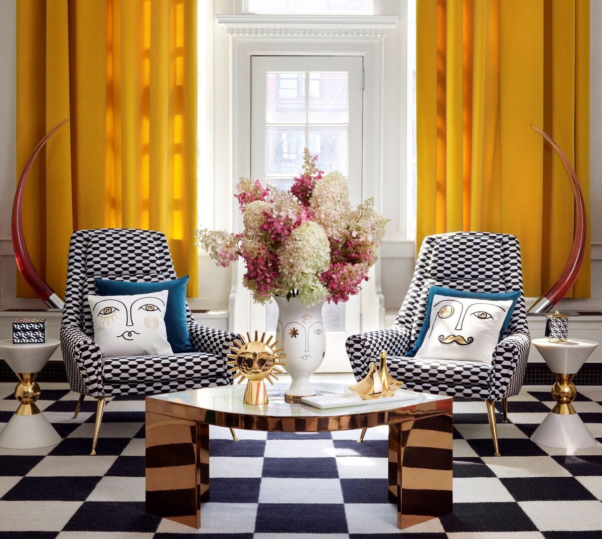 American designer Jonathan Adler goes wild in a corner that includes super-sized resin tusk sculptures. Maximalism eschews eras and mixes them magnificently. American designer Jonathan Adler goes wild in a corner that includes super-sized resin tusk sculptures. Maximalism eschews eras and mixes them magnificently.