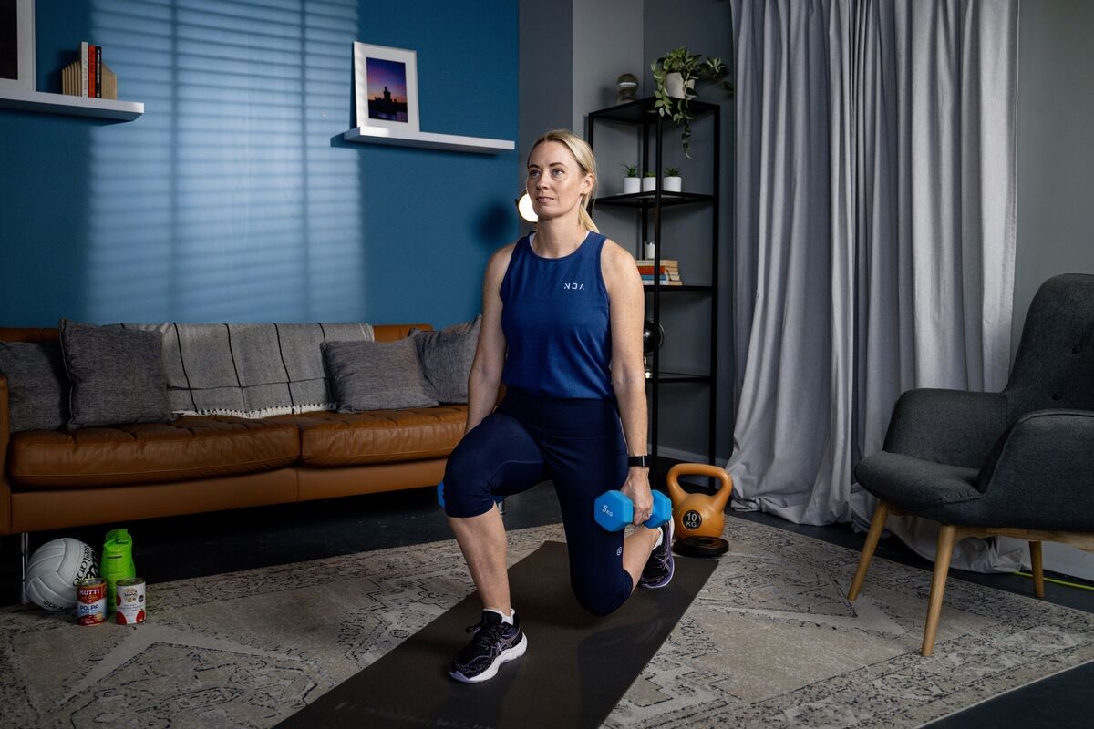 Derval O’Rourke demonstrates a full body exercise from her September reset exercise programme, exclusively created for the Irish Examiner. Picture Chani Anderson Derval O’Rourke demonstrates a full body exercise from her September reset exercise programme, exclusively created for the Irish Examiner. Picture Chani Anderson