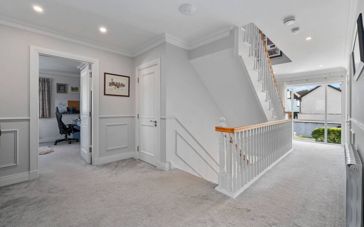 Mid level in the three storey home Mid level in the three storey home