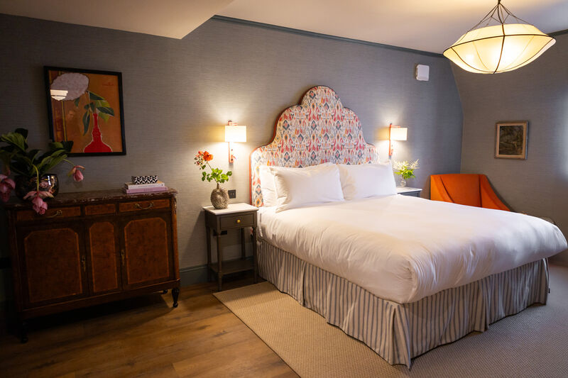A double retreat room at the Hat Maker. A double retreat room at the Hat Maker.