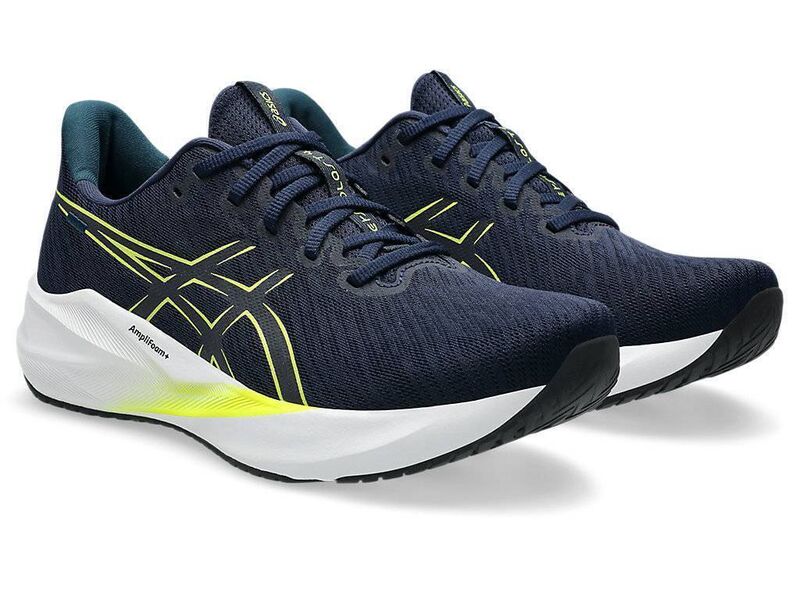 ASICS - Versablast 4, €80, women and men ASICS - Versablast 4, €80, women and men